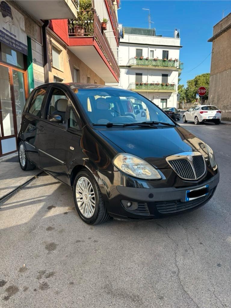 Lancia MUSA 1.3 Multijet 16V Argento 100