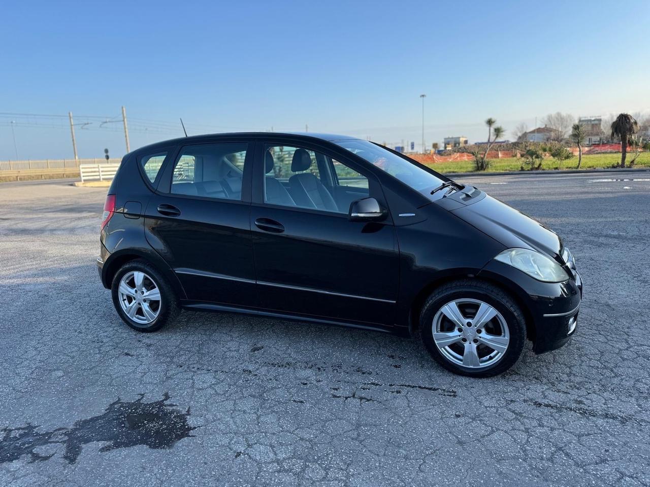 Mercedes-benz A 160 A 180 CDI Elegance Neo P