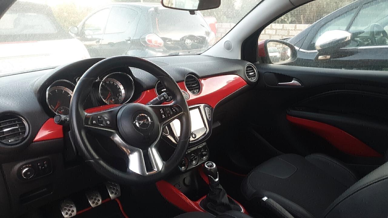 Opel Adam 1.4 87 CV 2013