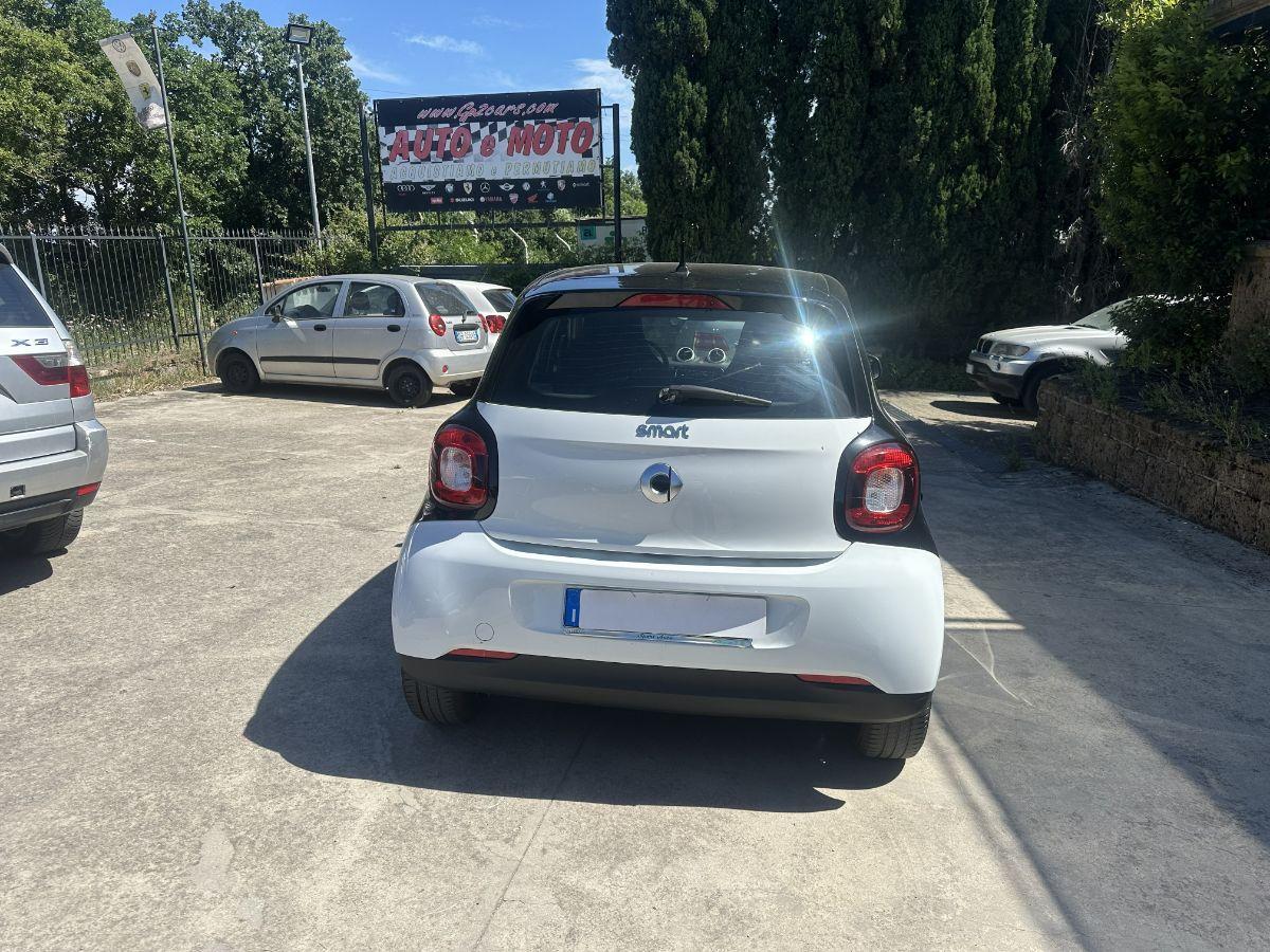 SMART Forfour 60 1.0 Black Passion