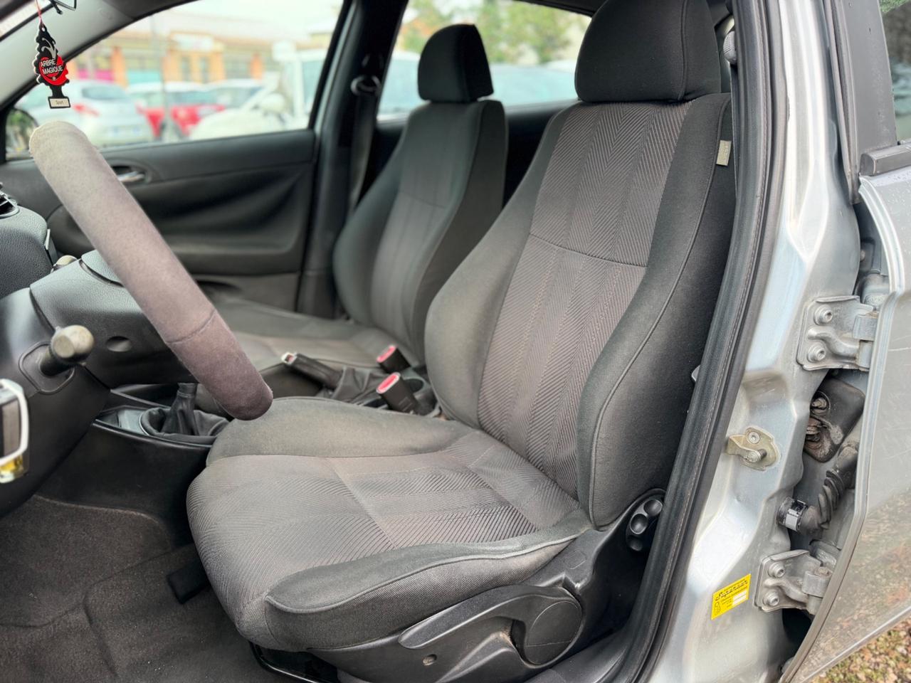 Alfa Romeo 147 1.9 JTD 115CV Distinctive G.Traino