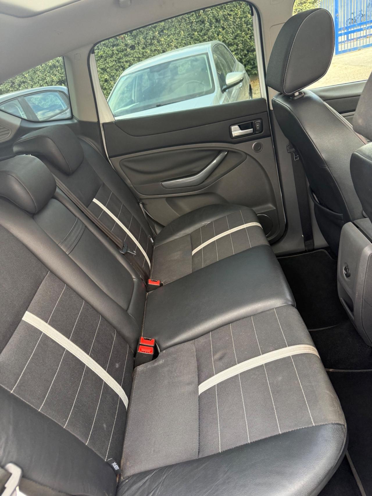 Ford Kuga 2.0 TDCi 163 CV 4WD Titanium DPF