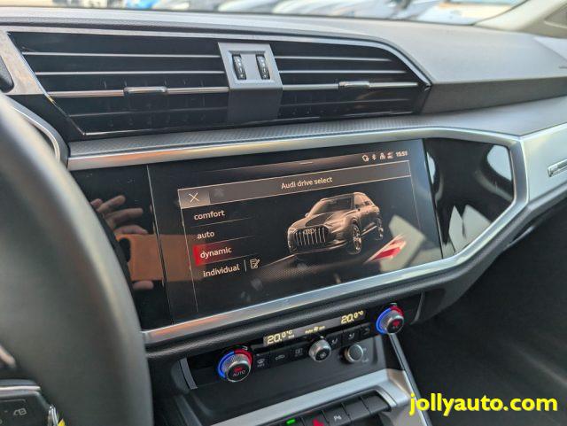 AUDI Q3 45 TFSI e S tronic Business Plug in Hybrid