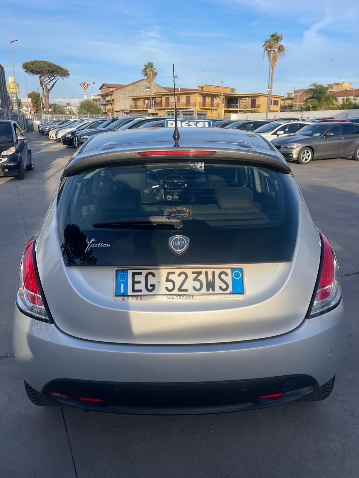 Lancia Ypsilon 1.3 mjt 120 mila km full optional