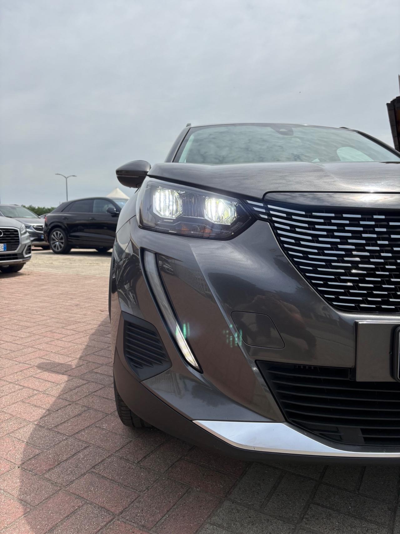 Peugeot 2008 BlueHDi 130 S&S EAT8 Allure Pack
