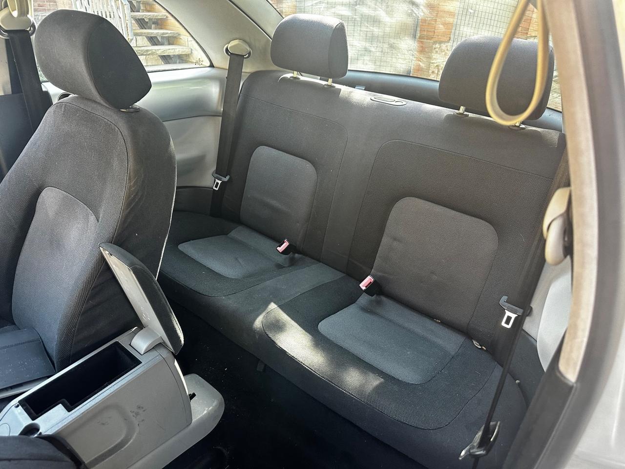 Volkswagen New Beetle 1.9 TDI 101CV