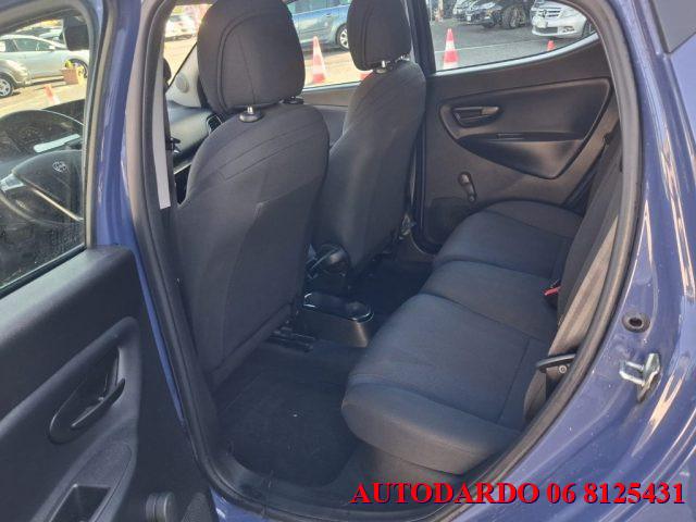 LANCIA Ypsilon 1.2 69 CV 5 porte Gold