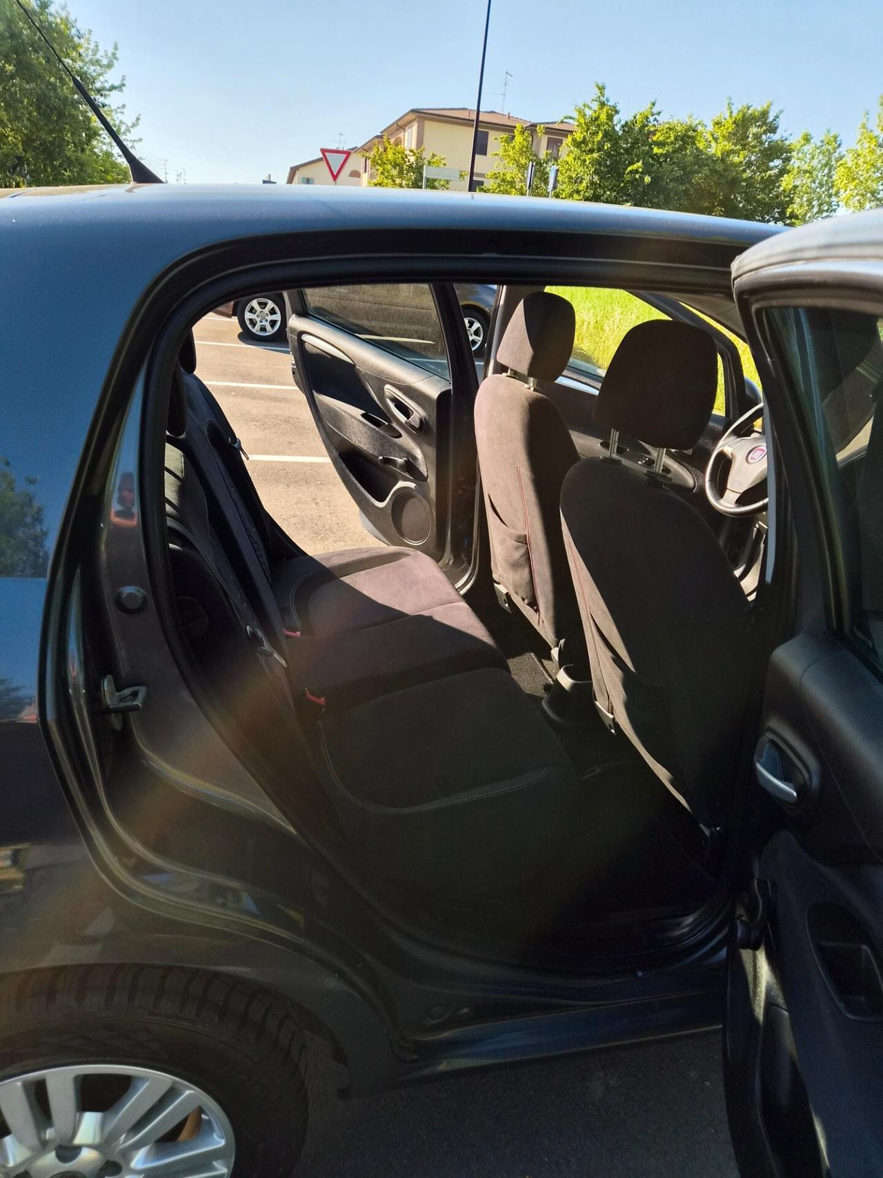 Fiat Punto 1.4 8V 5 porte Natural Power Street