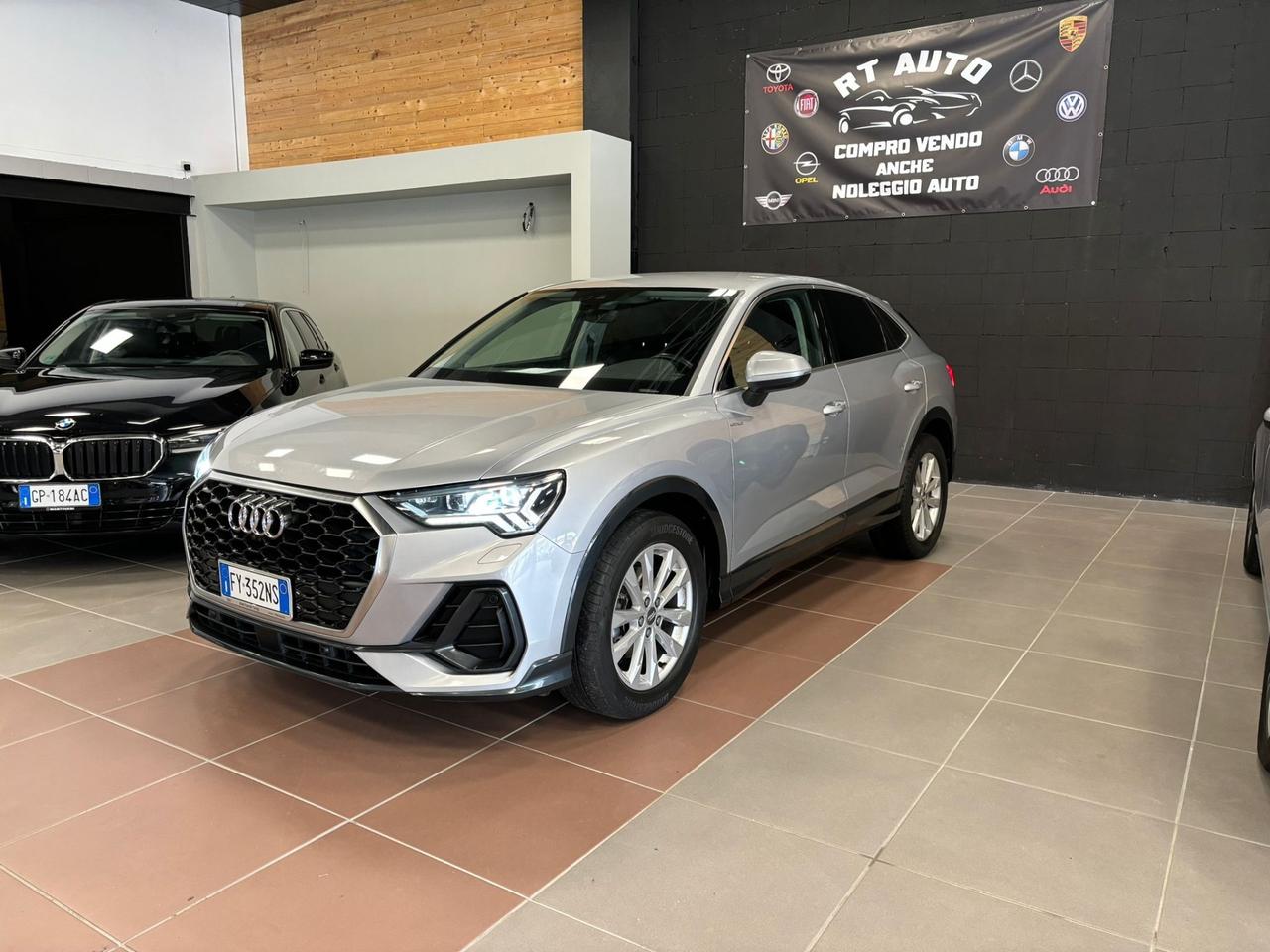 Audi Q3 35 TDI S tronic Business Advanced