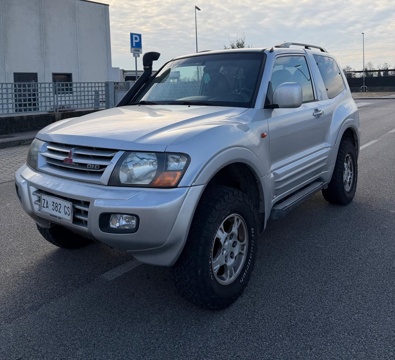 Mitsubishi Pajero 3.2 16V DI-D 3p. GLS