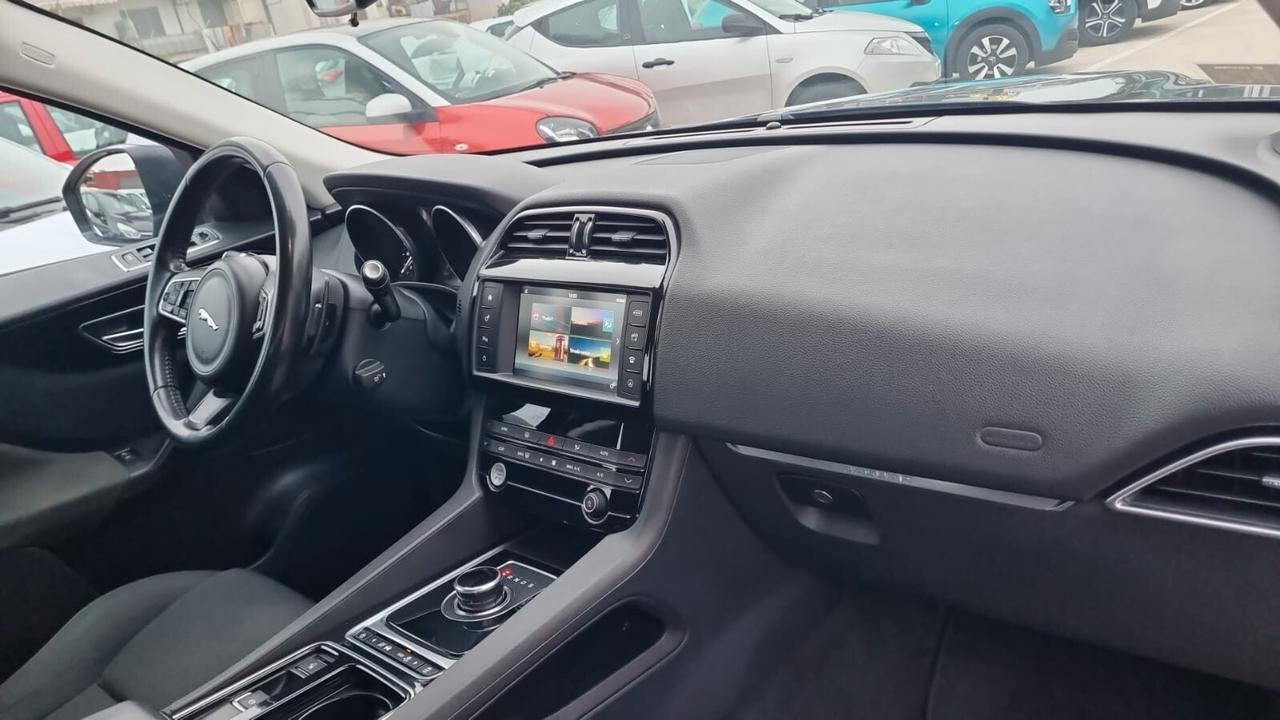Jaguar F-Pace 2.0 D 240 CV AWD aut. Portfolio 177kw