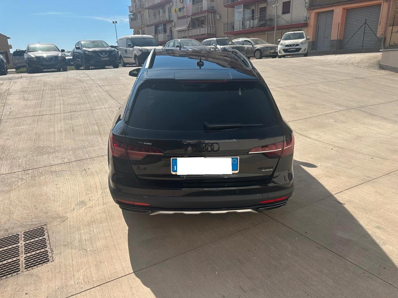 Audi A4 allroad 50 TDI tiptronic Identity Contrast