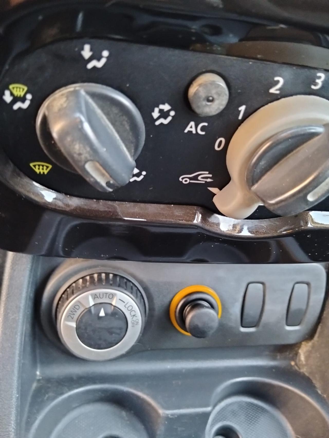 Dacia Duster 1.5 dCi 110CV 4x4 2011