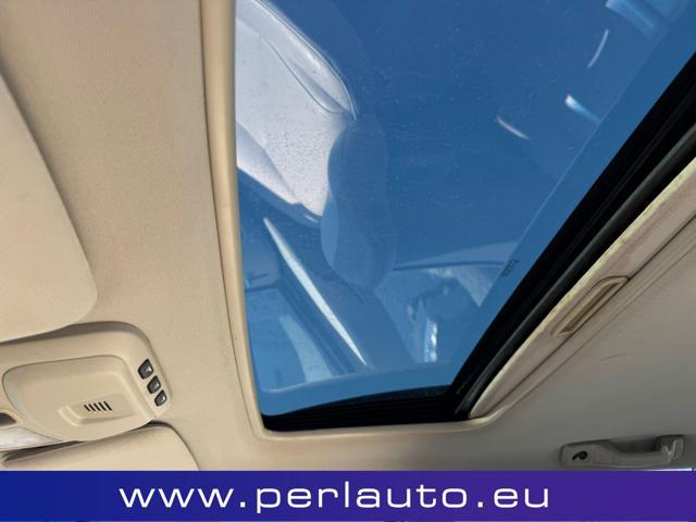 VOLVO XC90 2.4 D5 AWD 7 POSTI