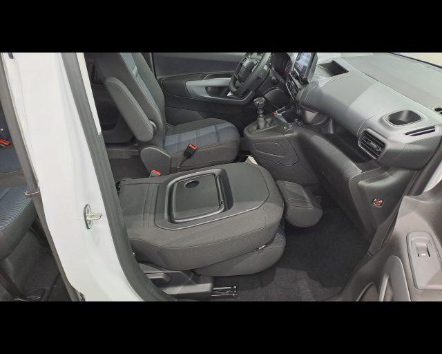 FIAT Doblo Passo Corto 1.5 d 100cv VERSIONE VETTURA