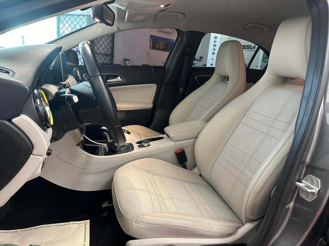 Mercedes-benz A 200 A 200 CDI BlueEFFICIENCY Premium