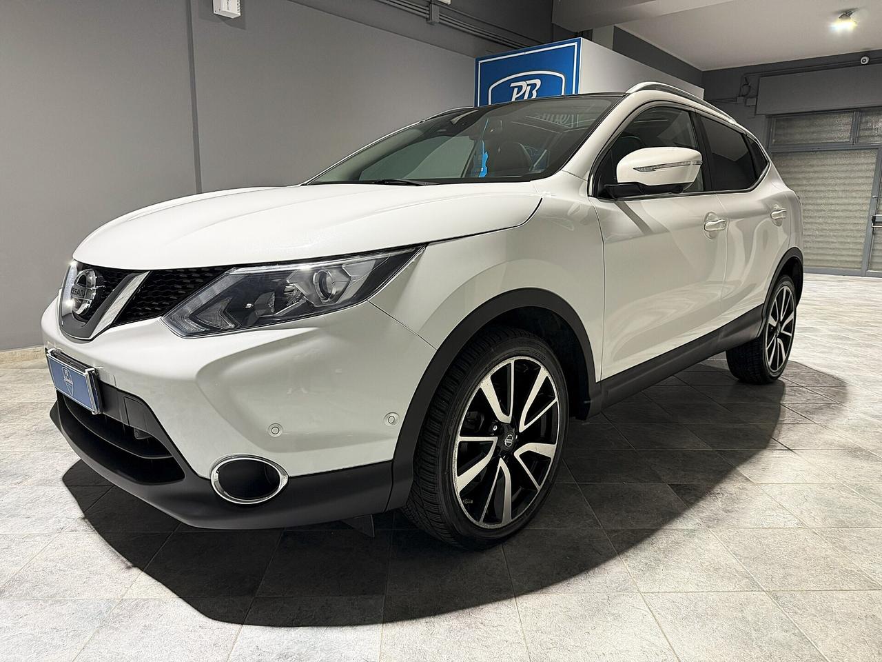 NISSAN QASHQAI 1.6DCI X-TRONIC TEKNA 360 FULL LED