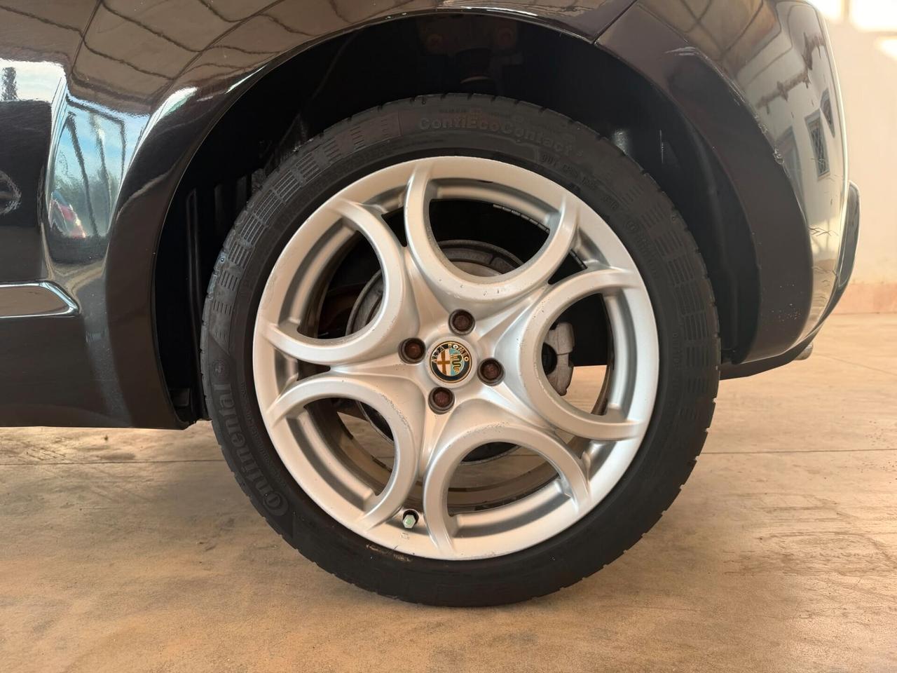 Alfa Romeo MiTo 1.3 JTDm 16V 90 CV Distinctive Sport Pack
