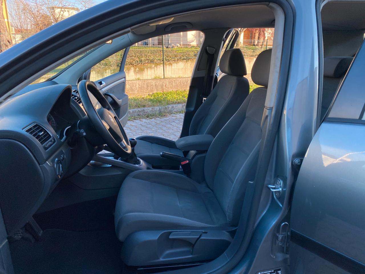 Volkswagen Golf 1.9 TDI 6Marce OK Neopatentati