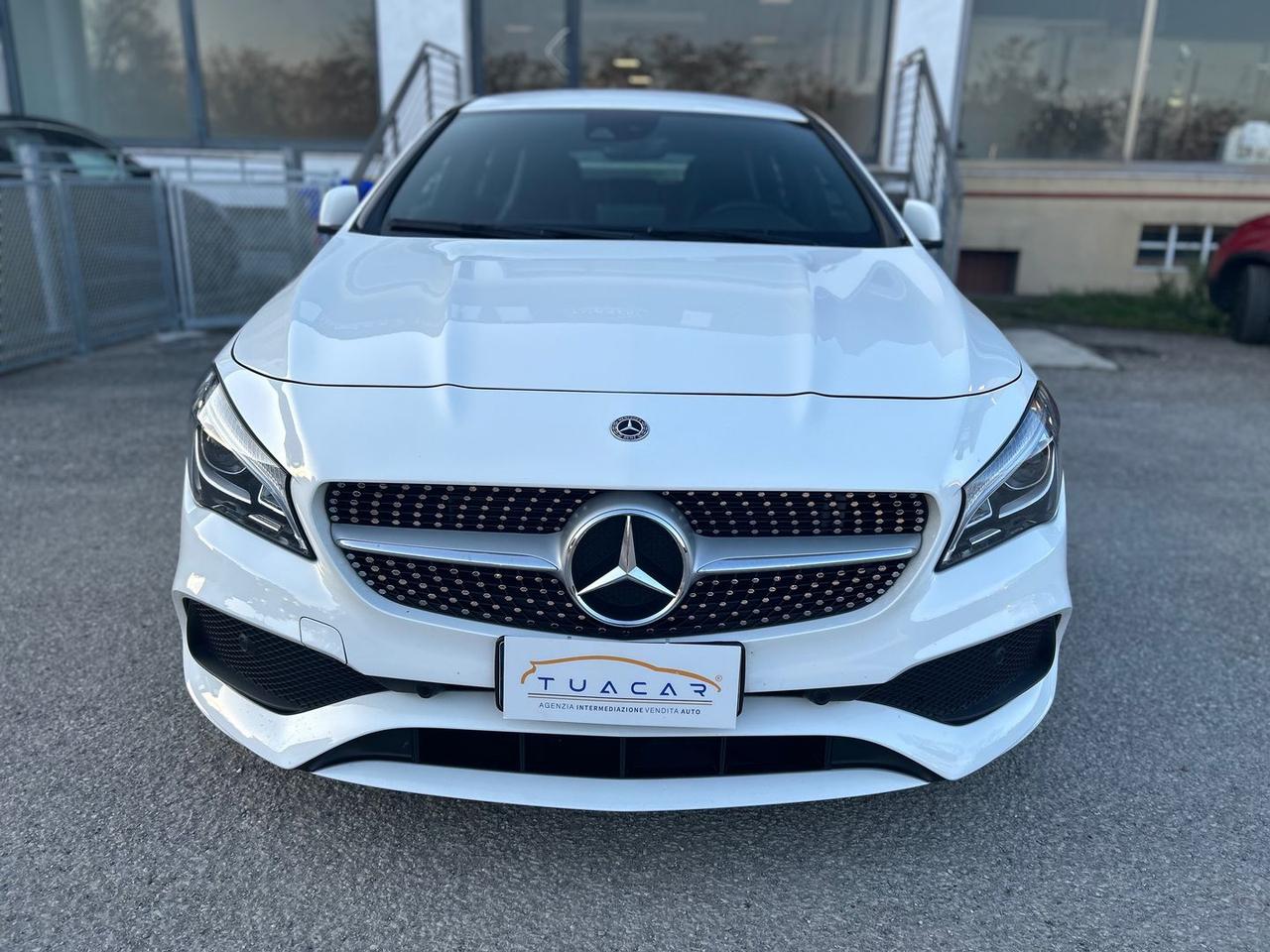 Mercedes-Benz CLA 180 Premium CLA 180 #8250