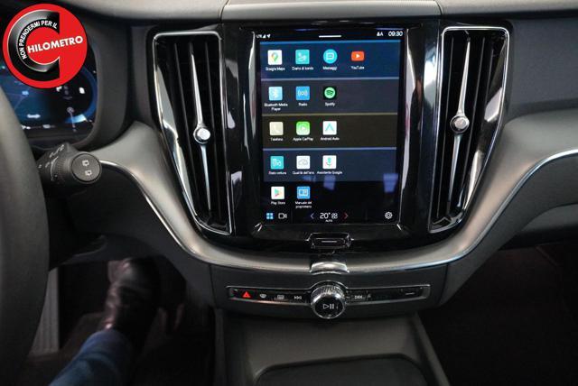 VOLVO XC60 B4 (d) automatico Momentum