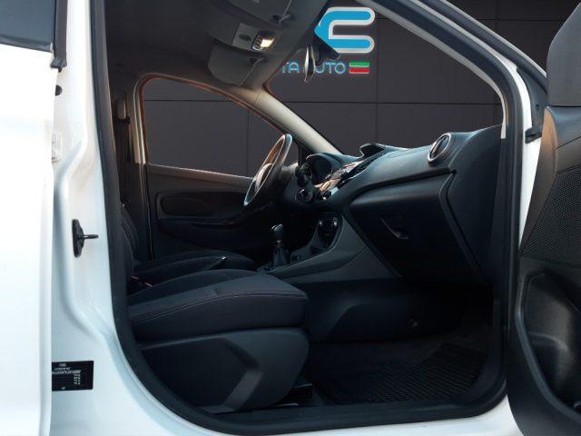FORD Ka+ 1.2 Ti-VCT 85CV Black & White - White
