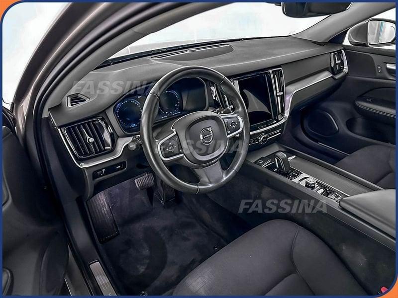 Volvo V60 V60 2.0 b3 Momentum Business Pro auto 8m my21