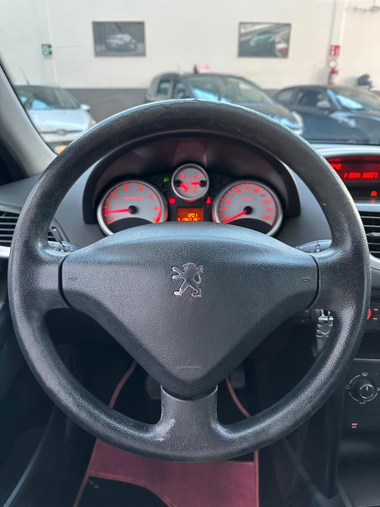 Peugeot 207 1.4 Benz, ott condiz general, euro 4. si meopat