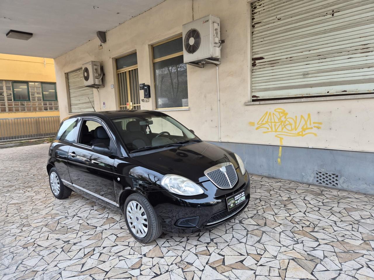 Lancia Ypsilon 1.4 Argento