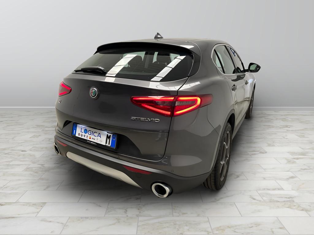 ALFA ROMEO Stelvio - Stelvio 2.2 t Executive Q4 210cv auto