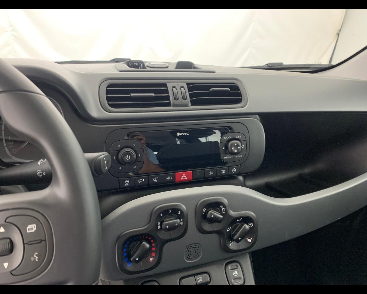 FIAT Panda 1.0 firefly hybrid City Life s&s 70cv 5p.ti