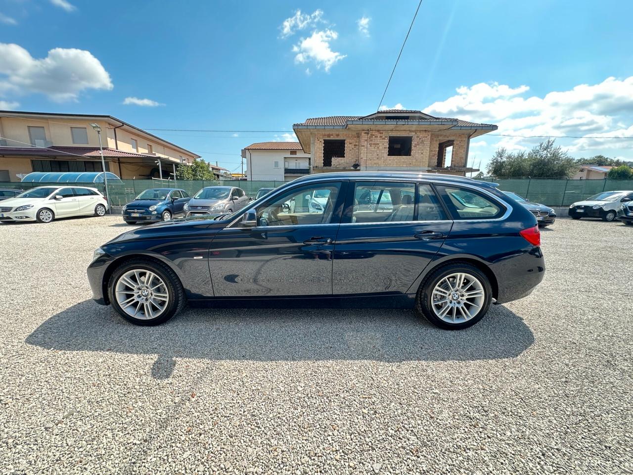 Bmw 318d Touring Luxury 197.106 km FULL OPTIONAL