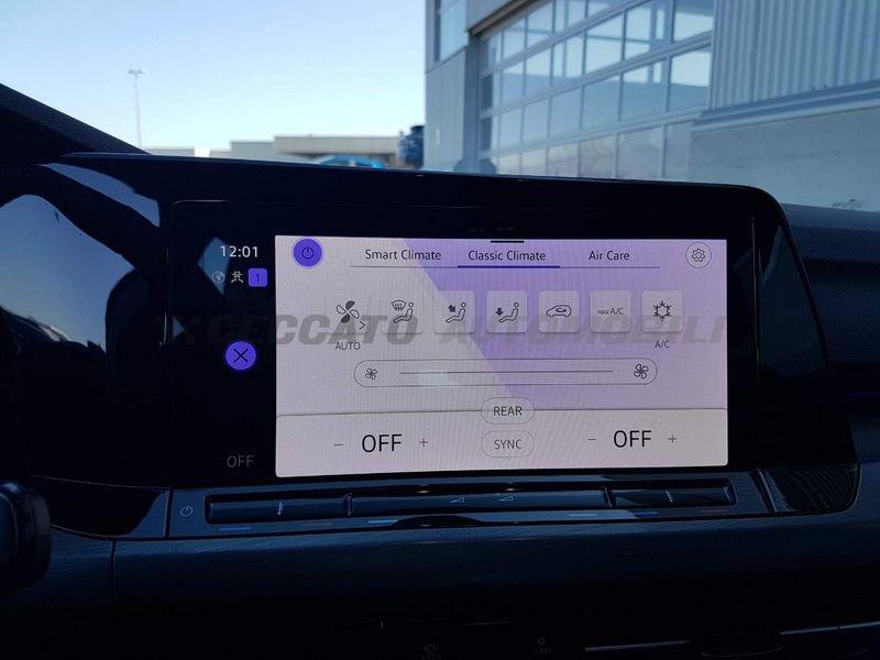 Volkswagen Golf Golf 1.5 etsi evo Style 130cv dsg