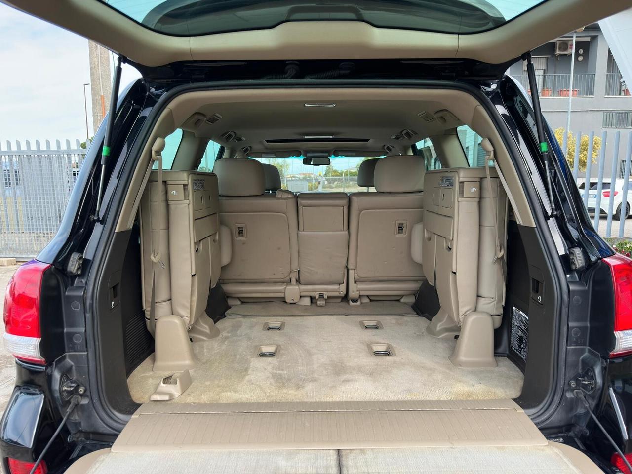 Toyota Land Cruiser V8 4.5 D4-D 7 posti