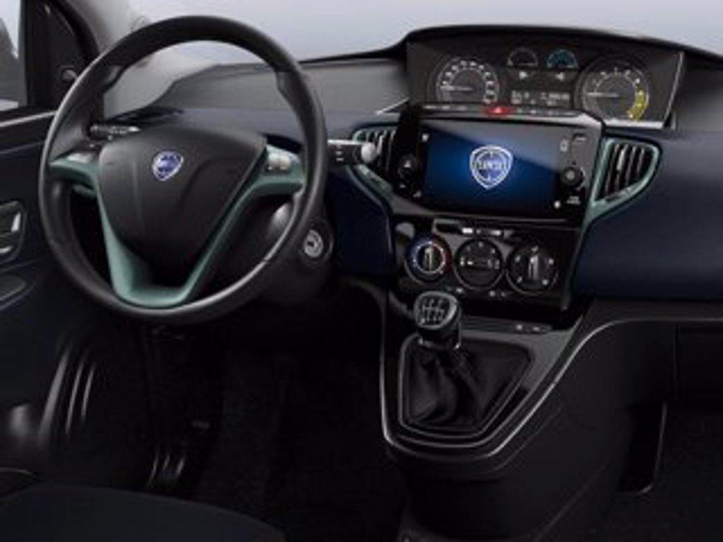 LANCIA Ypsilon 1.0 firefly hybrid platino s&s 70cv del 2024