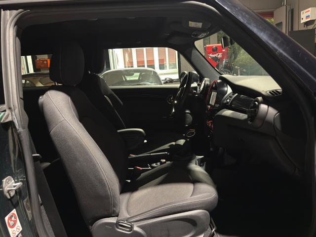 MINI Cooper D 1.5 Cooper D