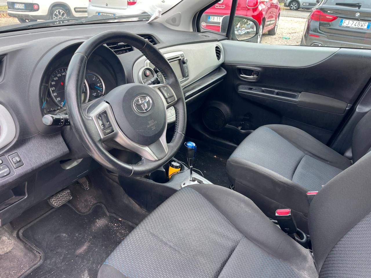 Toyota Yaris 1.5 Hybrid 5 porte Lounge