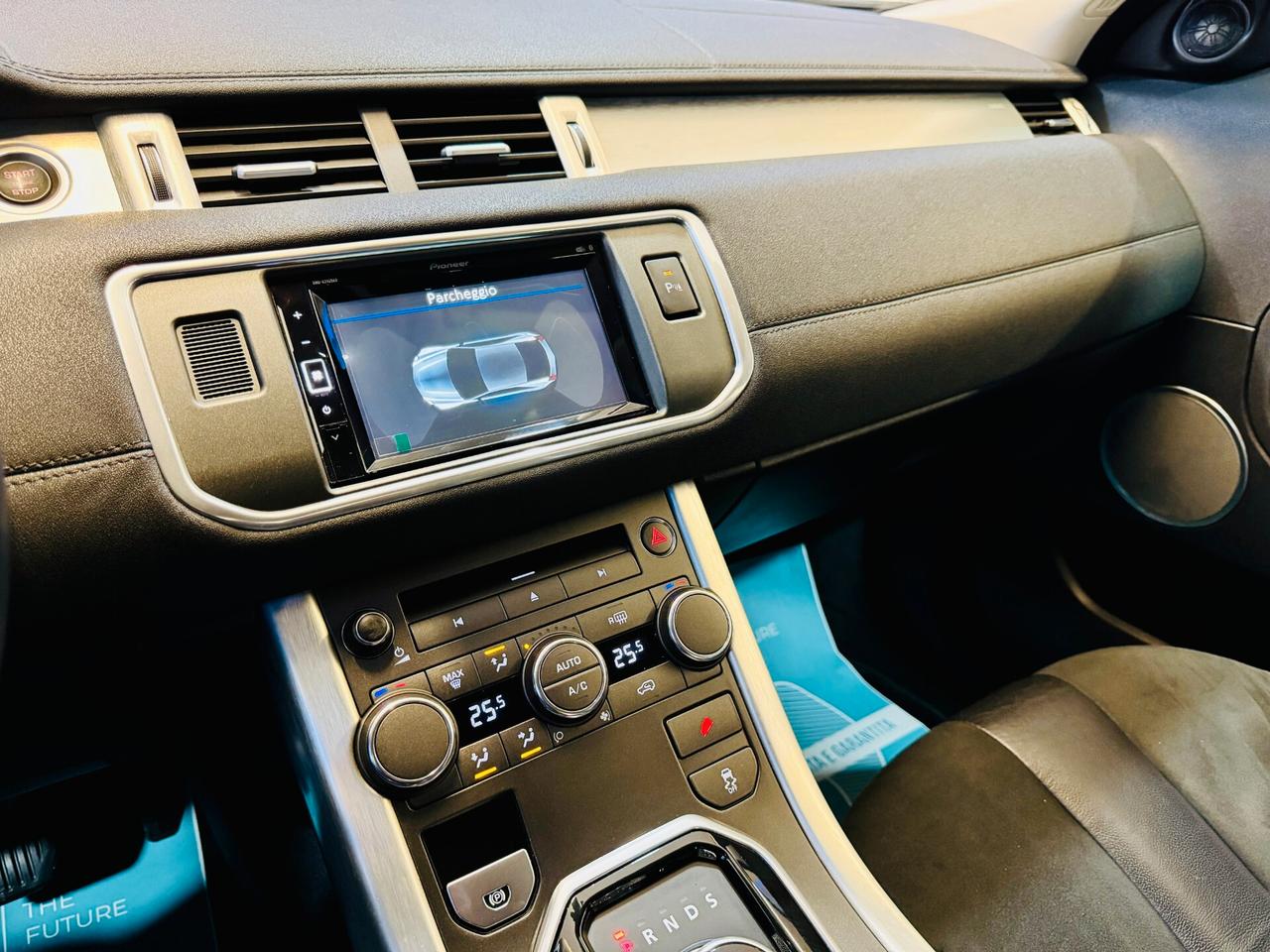 Land Rover Range Evoque 2.2 TD4 5p. Dynamic DISTRIBUZ. NUOVA