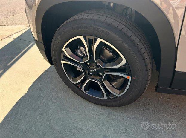 Jeep - Avenger -1.2 Mhev Summit