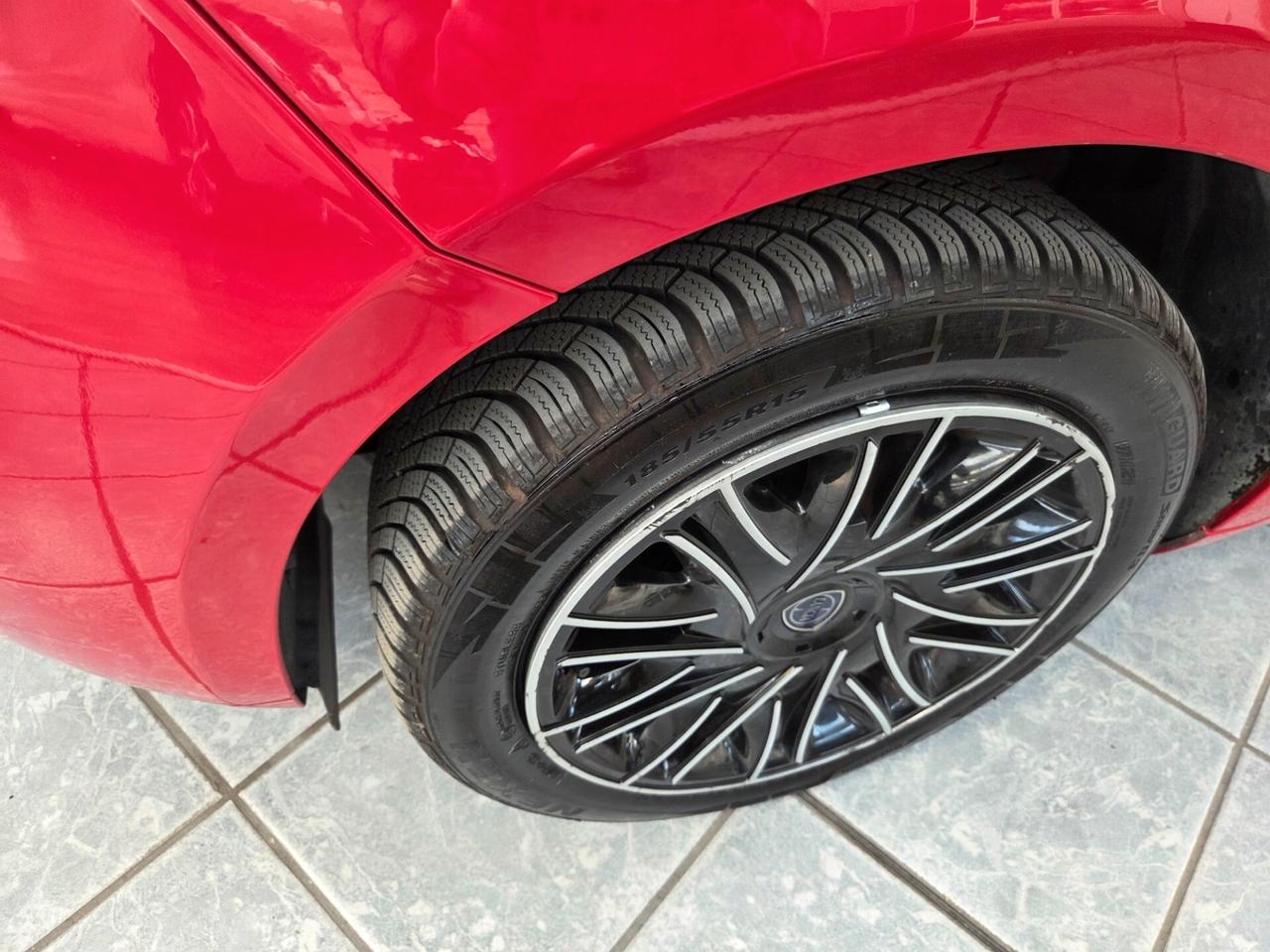 Lancia Ypsilon 1.2 69 CV 5 porte Elefantino-Uniproprietaria