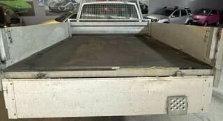 Nissan NP300 2.5 Dci King Cab Gancio traino