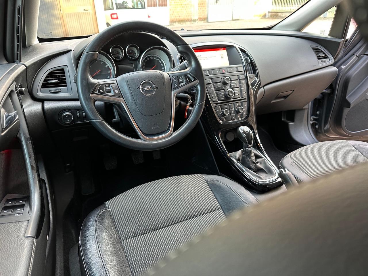 Opel Astra 1.4 Turbo 140CV 4 porte GPL Tech Advance