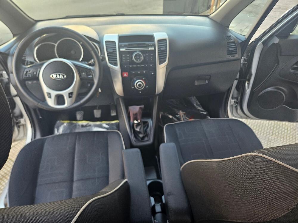 Kia Venga 1.4 CRDi 90CV Cool" Con Tetto Panoramico