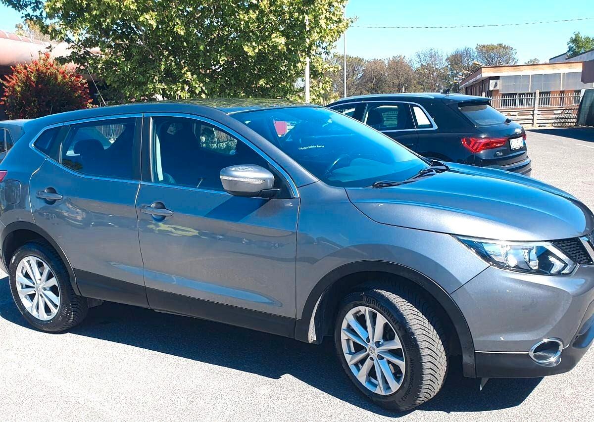 Nissan Qashqai 1,5 dCi-UNICO PROPR-NAVI-TELEC-4 REVISIONI
