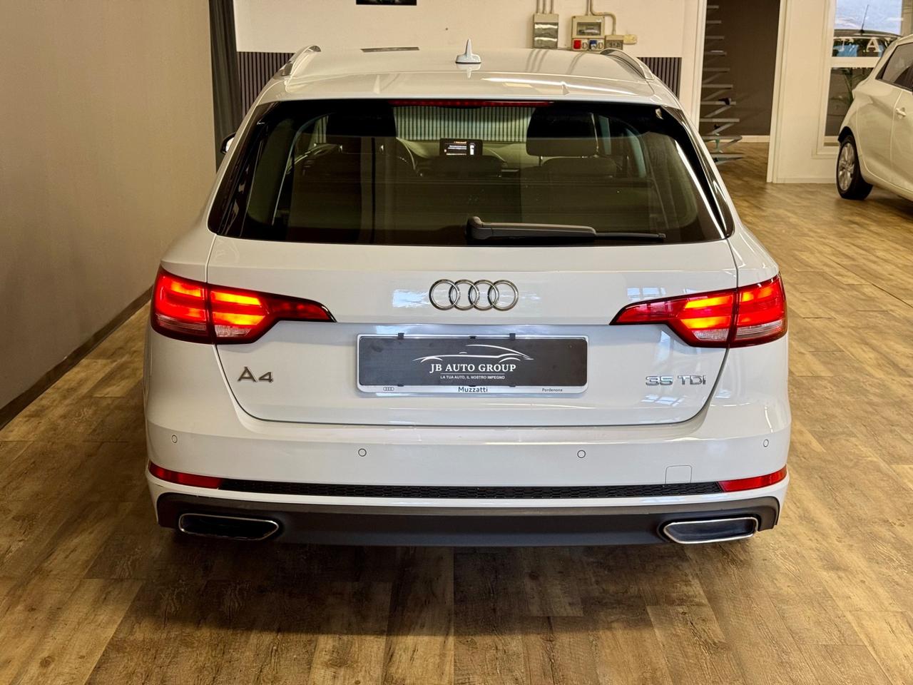 Audi A4 S tronic Sport