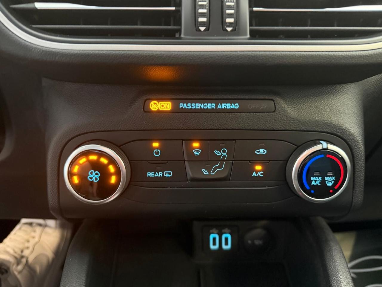 FORD KUGA TITANIUM 1.5 TDCI 2WD 120CV NAVI CRUISE ANNO 2022