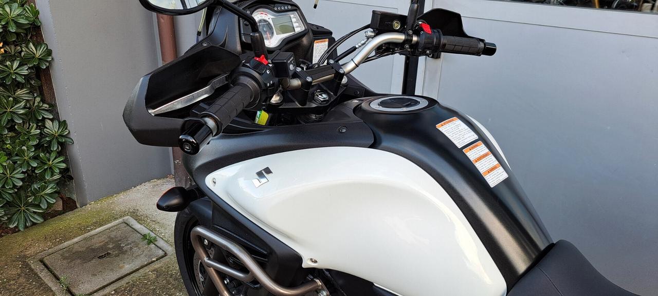 Suzuki V Strom DL 650