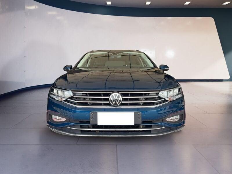 Volkswagen Passat Variant 2.0 TDI Executive 4Motion 200 CV DSG