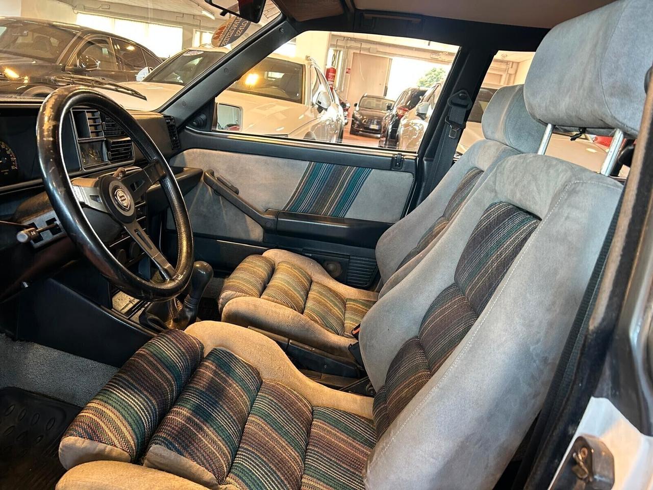 Lancia Delta 2.0i.e. turbo HF integrale UNICO PR.
