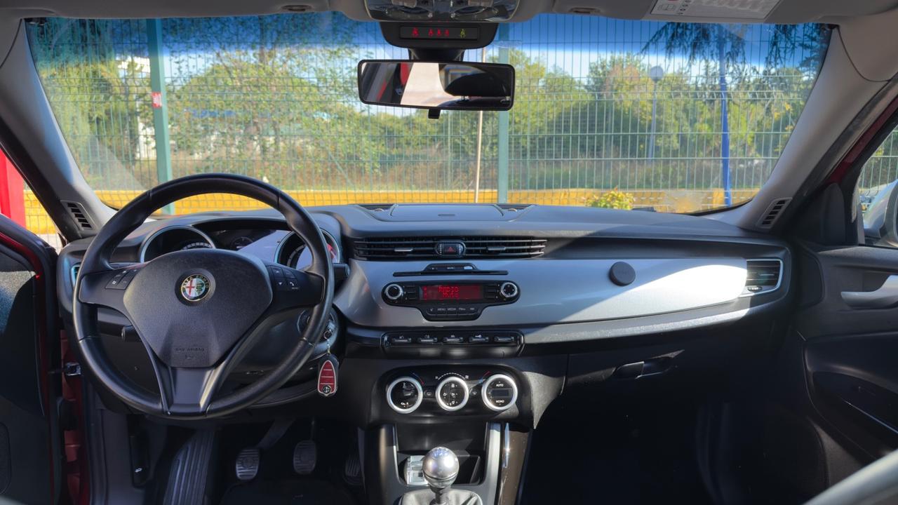 Alfa Romeo Giulietta 2.0 JTDm-2 140 CV Exclusive 2012